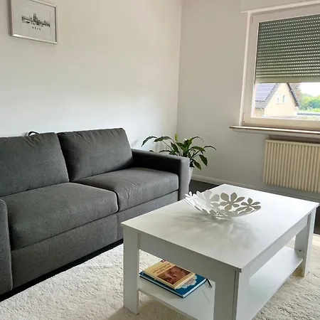 Elegante Apartment In Erftstadt Mit Balkon, Zentral, Bahnhof Nah, Phantasialand Bruehl Bei Cologne Zewnętrze zdjęcie