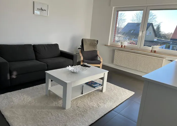 Elegante Apartment In Erftstadt Mit Balkon, Zentral, Bahnhof Nah, Phantasialand Bruehl Bei Cologne
