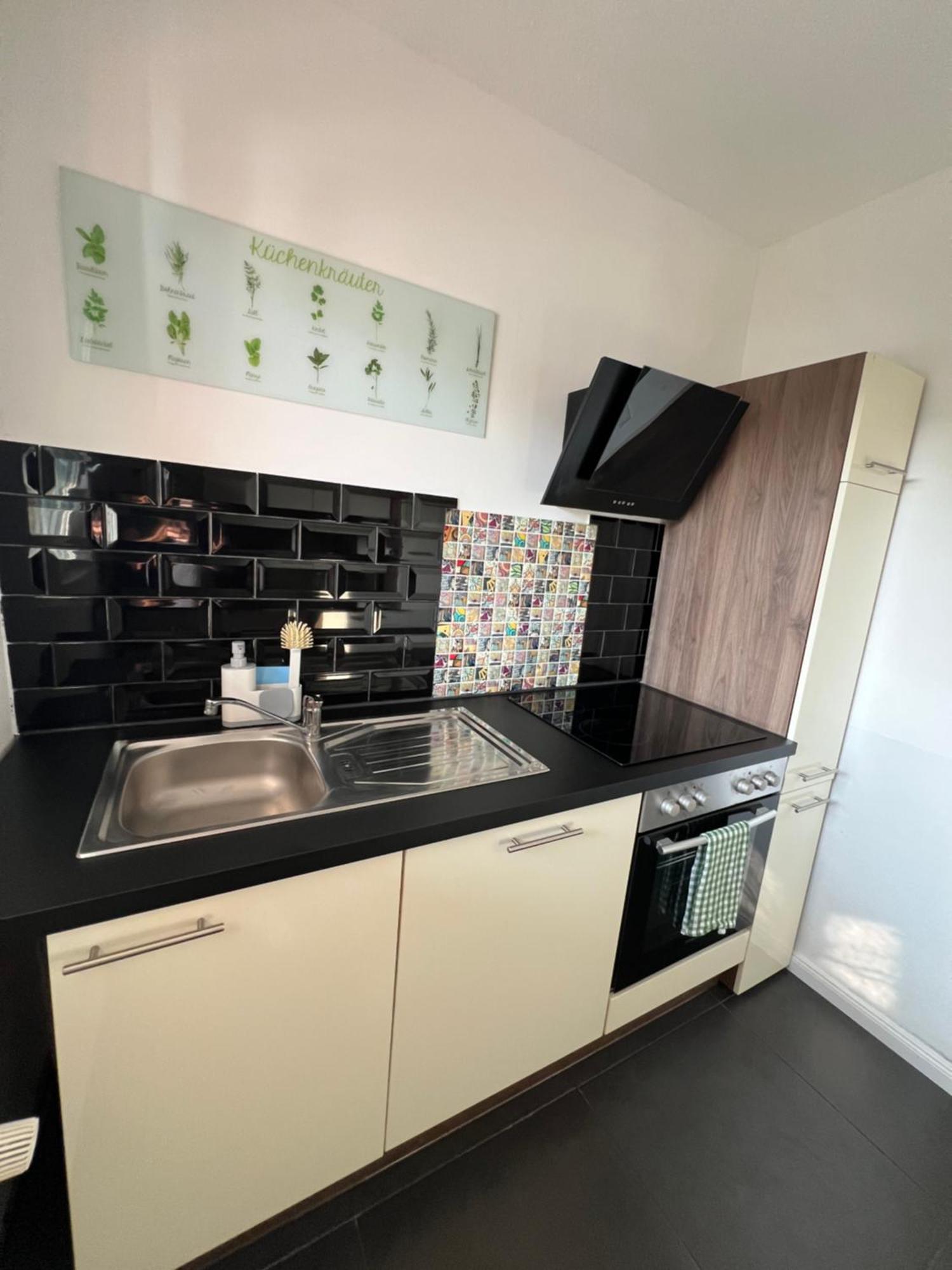 Appartement Elegante In Mit Balkon, Zentral, Bahnhof Nah, Phantasialand Bruehl Bei Cologne *