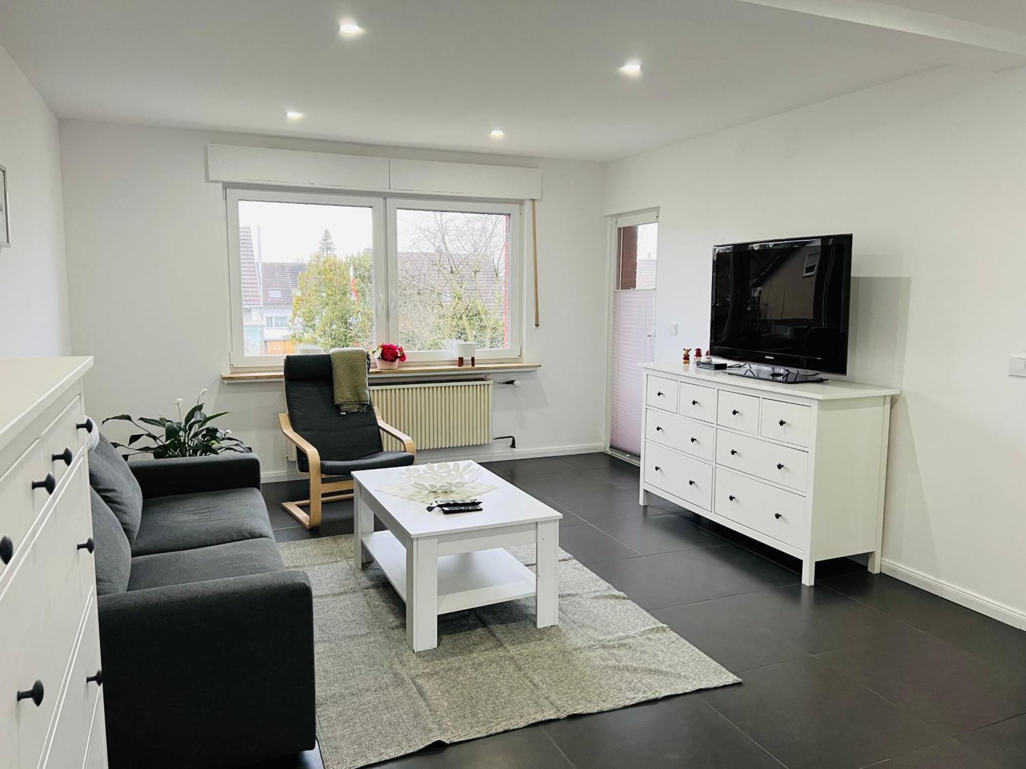 Elegante In Mit Balkon, Zentral, Bahnhof Nah, Phantasialand Bruehl Bei Cologne Appartement Erftstadt