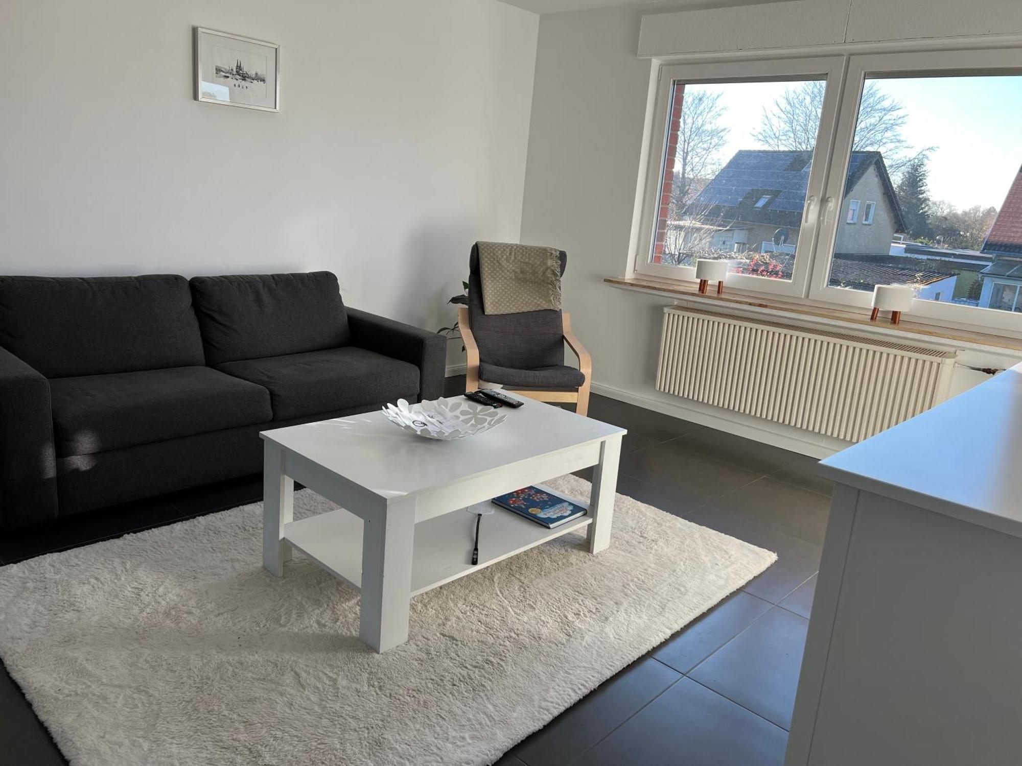 Elegante In Mit Balkon, Zentral, Bahnhof Nah, Phantasialand Bruehl Bei Cologne *