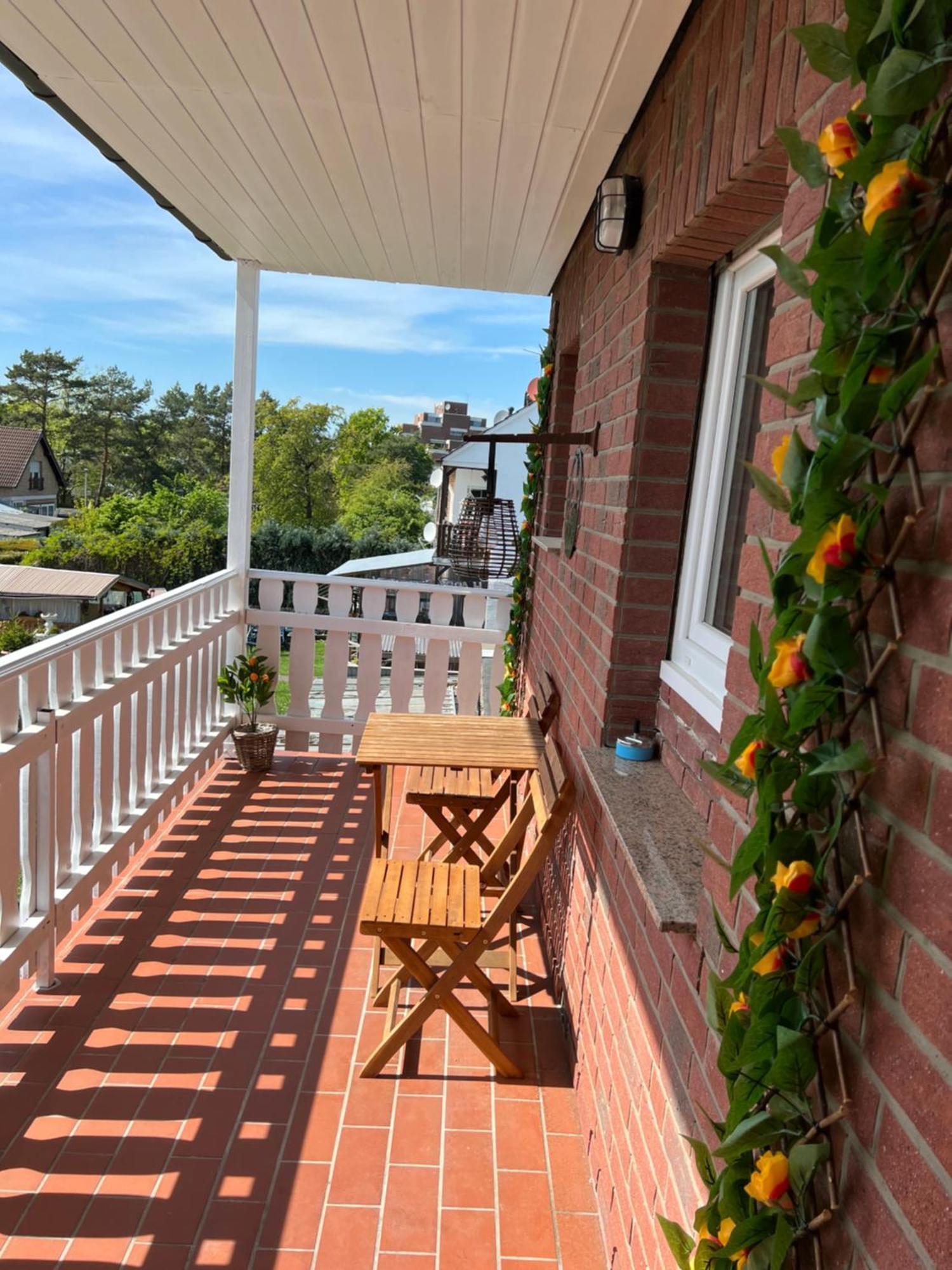 Elegante In Mit Balkon, Zentral, Bahnhof Nah, Phantasialand Bruehl Bei Cologne Erftstadt